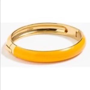 ROUND ENAMEL CLAMP BRACELET